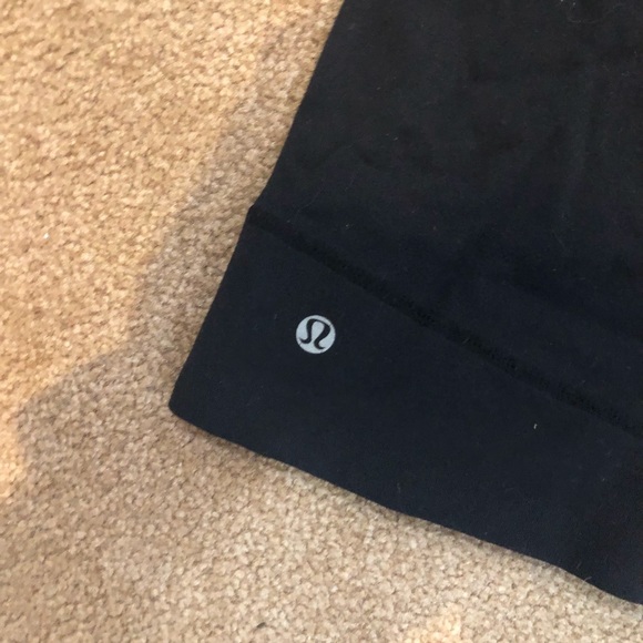 LULULEMON CROPS - Picture 3 of 4